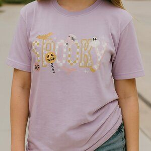 Comfort Colors Tee in Orchid Featuring The Cutest SPOOKY Glitter Transfer.